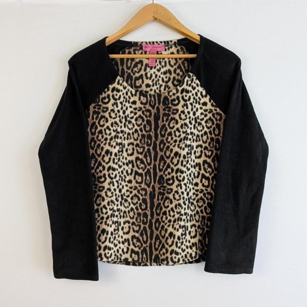 Betsey Johnson Leopard Print Raglan Top Black Sleeve Stretch Size Medium